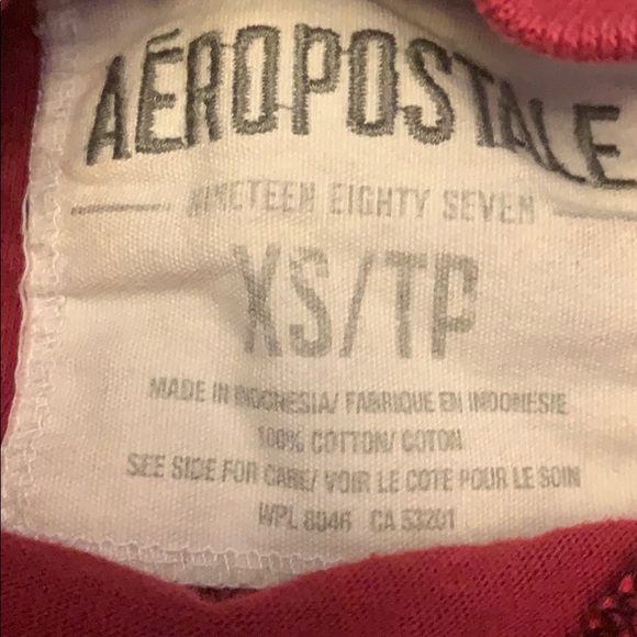 🎯Aeropostale short sleeve - Picture 2 of 3
